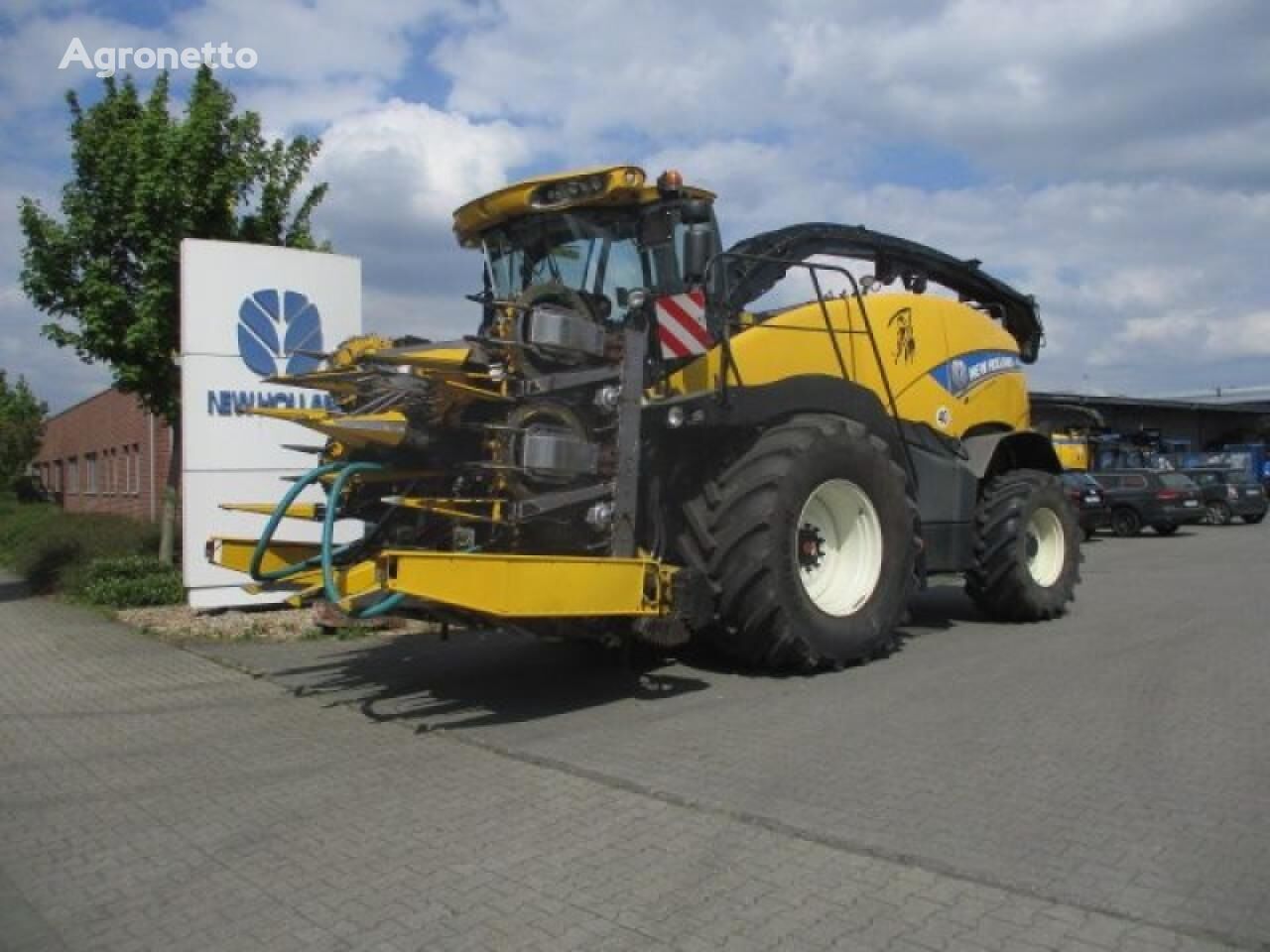 colhedora de forragem New Holland fr 700