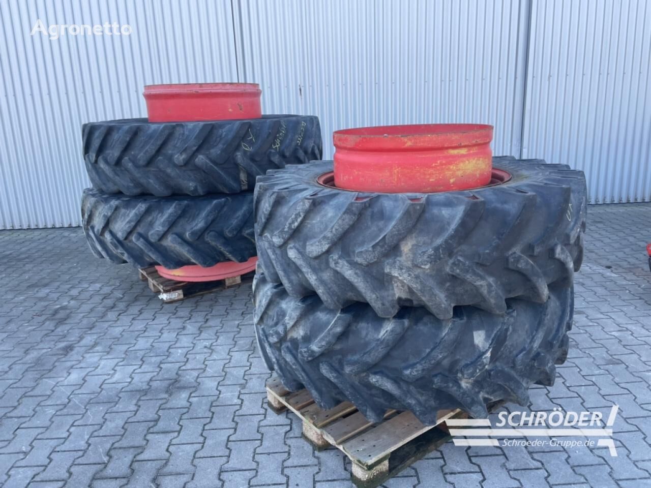 pneu para trator Mitas + 460/85R34