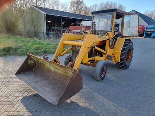 trator de rodas John Deere JD410